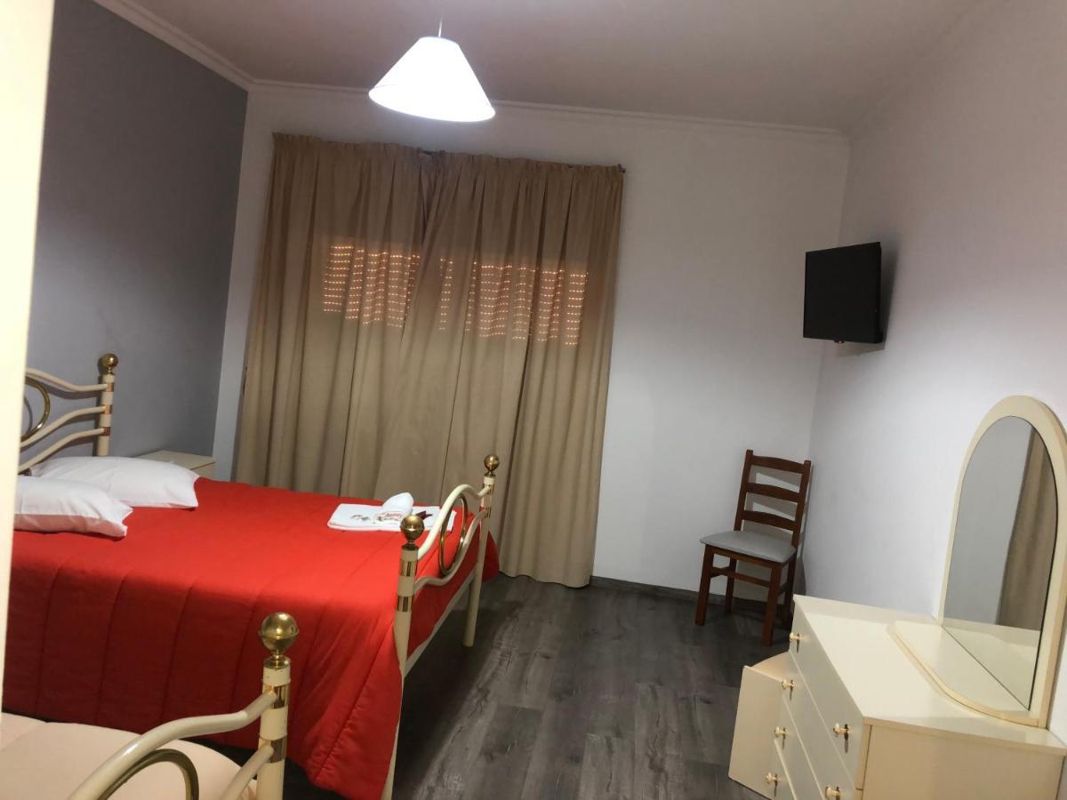Restaurante Residencial Pizzaria S. Estevao Aguiar da Beira Exteriör bild