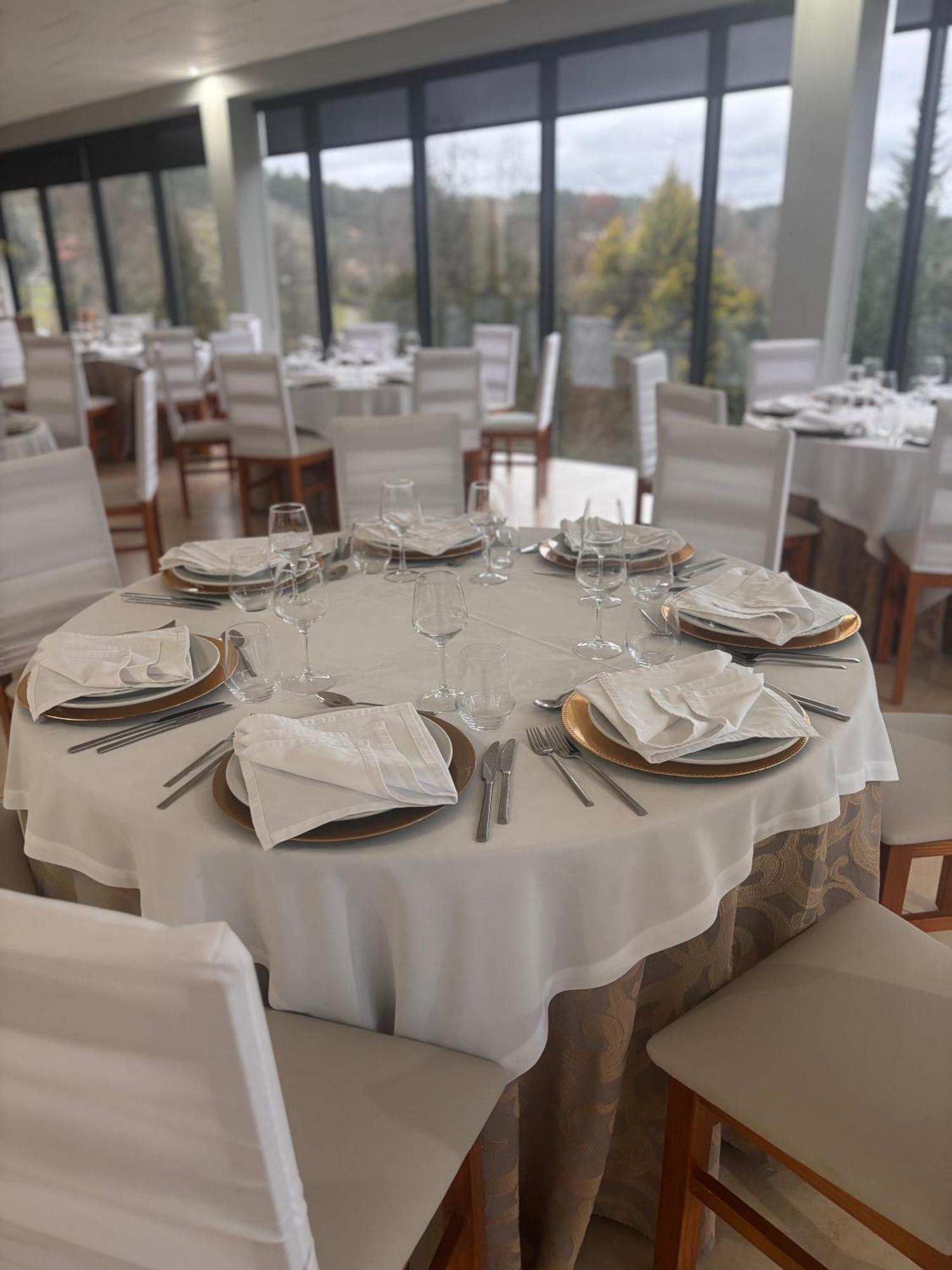 Restaurante Residencial Pizzaria S. Estevao Aguiar da Beira Exteriör bild