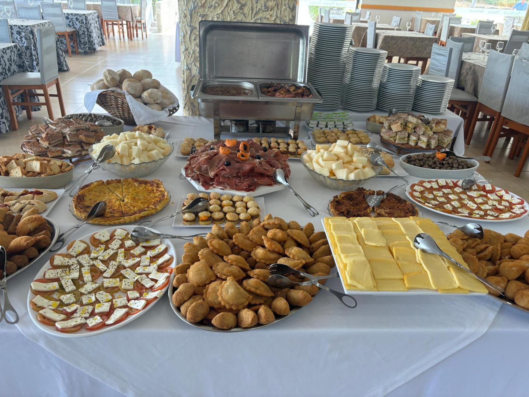 Restaurante Residencial Pizzaria S. Estevao Aguiar da Beira Exteriör bild
